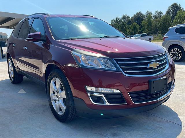 Used 2017 Chevrolet Traverse 1LT with VIN 1GNKRGKD3HJ308140 for sale in Lake Charles, LA