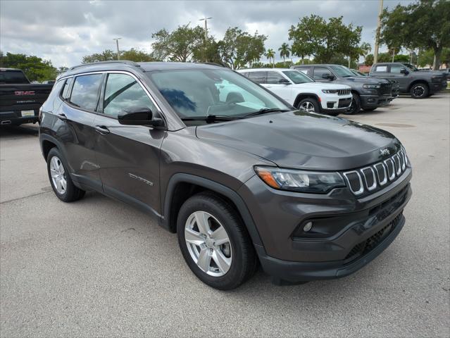 2022 Jeep Compass Latitude FWD