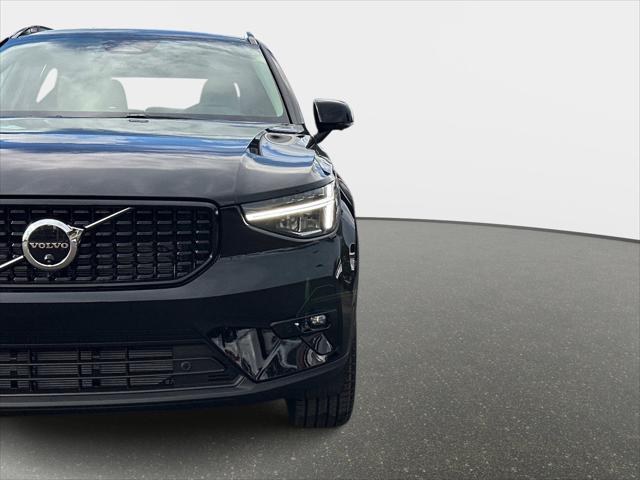 2026 Volvo XC40 B4 Plus