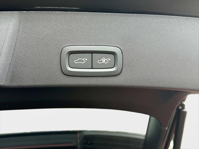 2026 Volvo XC40 B4 Plus