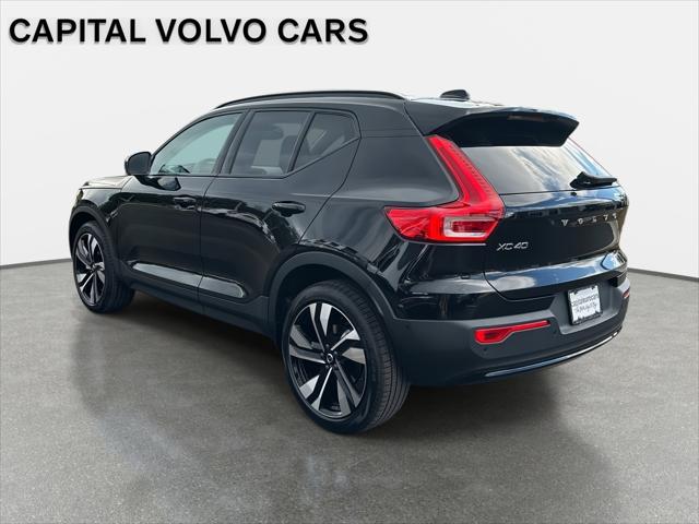 2026 Volvo XC40 B4 Plus