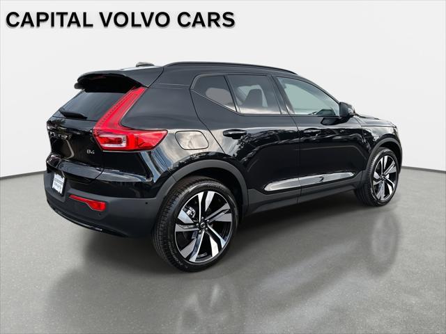 2026 Volvo XC40 B4 Plus