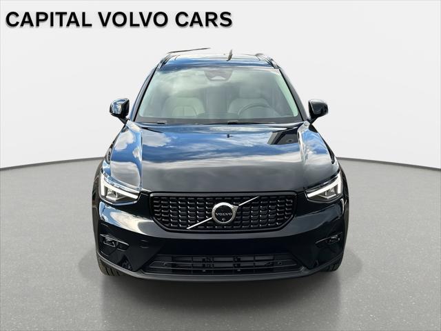 2026 Volvo XC40 B4 Plus