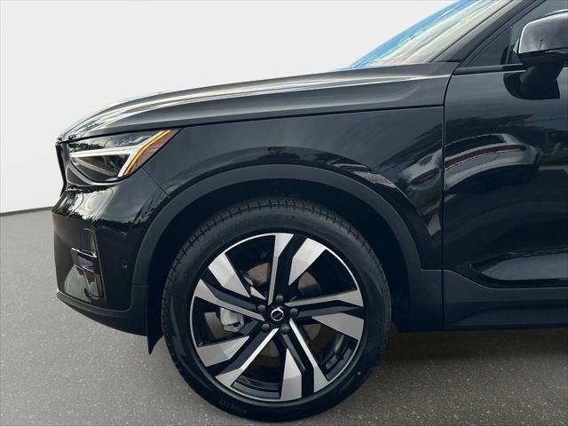 2026 Volvo XC40 B4 Plus