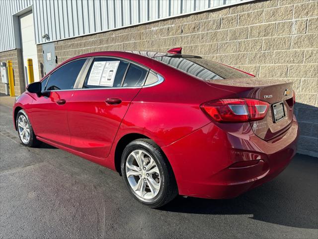 Used 2019 Chevrolet Cruze For Sale in Wilmington, OH