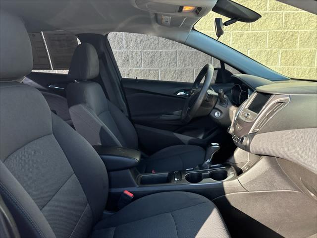 Used 2019 Chevrolet Cruze For Sale in Wilmington, OH