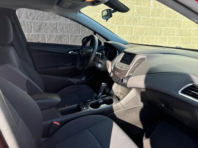 Used 2019 Chevrolet Cruze For Sale in Wilmington, OH