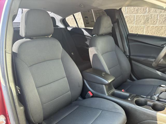 Used 2019 Chevrolet Cruze For Sale in Wilmington, OH