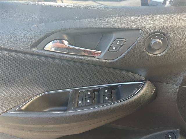 Used 2019 Chevrolet Cruze For Sale in Wilmington, OH
