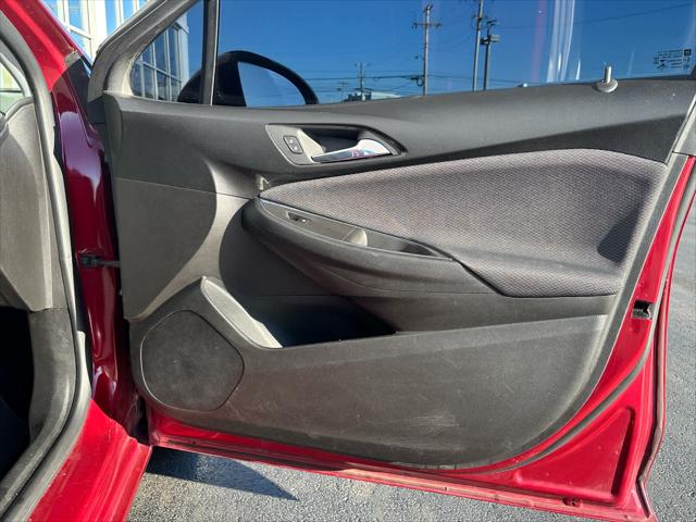 Used 2019 Chevrolet Cruze For Sale in Wilmington, OH
