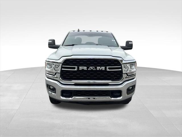 2023 RAM 3500 Big Horn Crew Cab 4x4 8 Box