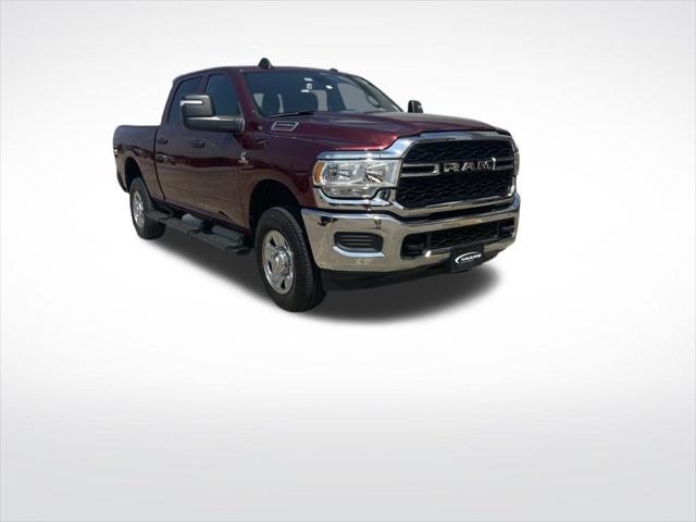 2023 RAM 2500 Tradesman Crew Cab 4x4 64 Box