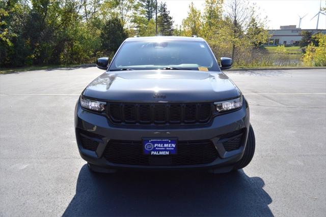 2023 Jeep Grand Cherokee Altitude 4x4 2023 Jeep Grand Cherokee Altitude 4x4