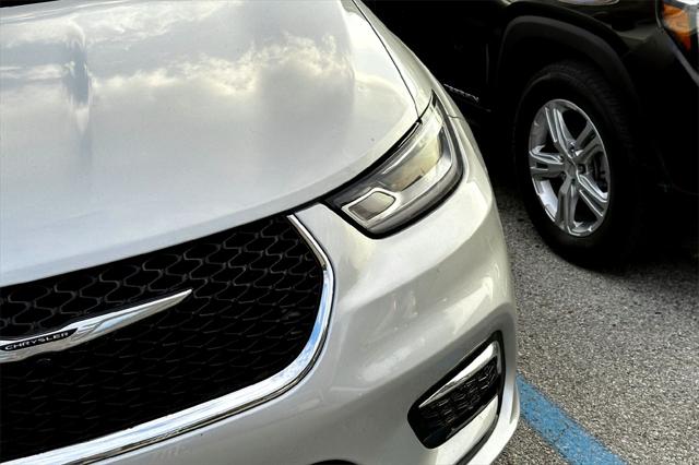 2024 Chrysler Pacifica Touring L 2024 Chrysler Pacifica Touring L