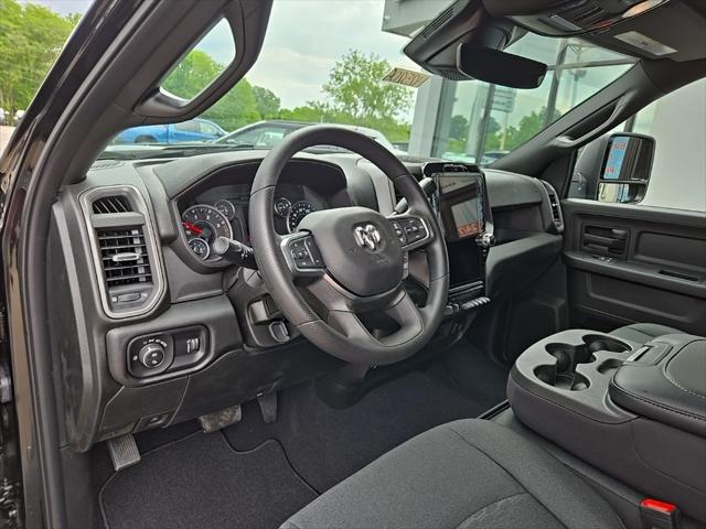 2025 RAM 2500 Tradesman Crew Cab 4x4 8 Box 2025 RAM 2500 Tradesman Crew Cab 4x4 8 Box