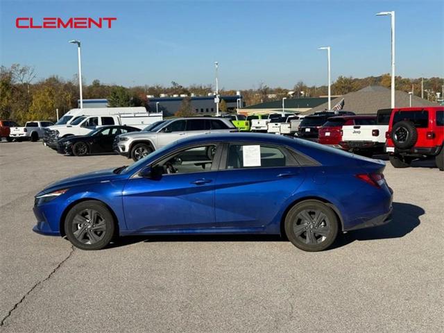 2022 Hyundai Elantra SEL 2022 Hyundai Elantra SEL