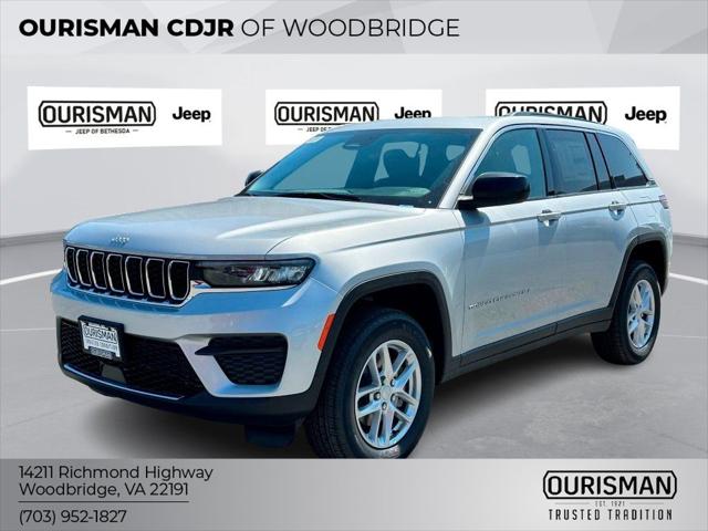 2025 Jeep Grand Cherokee GRAND CHEROKEE LAREDO X 4X4