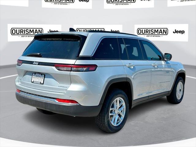 2025 Jeep Grand Cherokee GRAND CHEROKEE LAREDO X 4X4