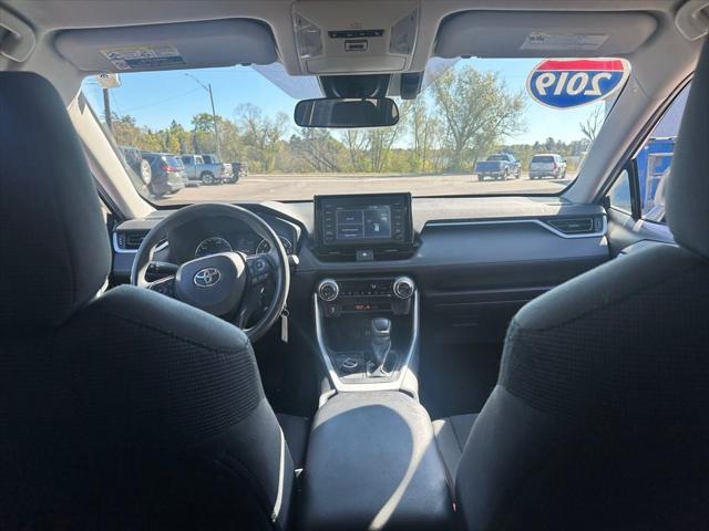 2019 Toyota RAV4 Hybrid LE