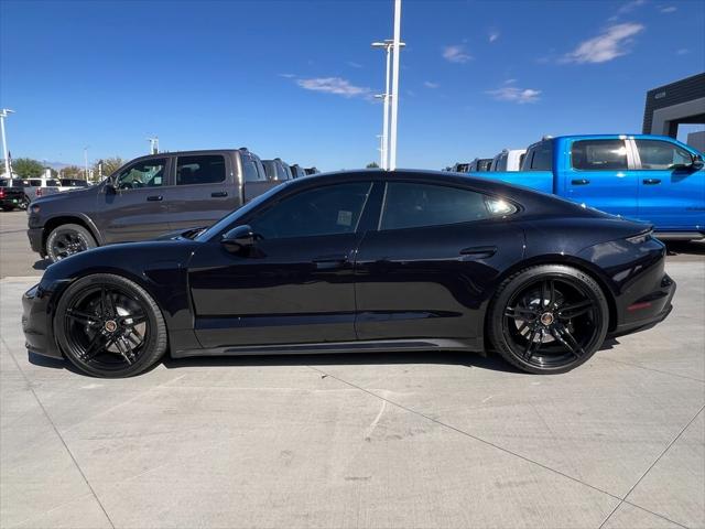 2020 Porsche Taycan Turbo 2020 Porsche Taycan Turbo