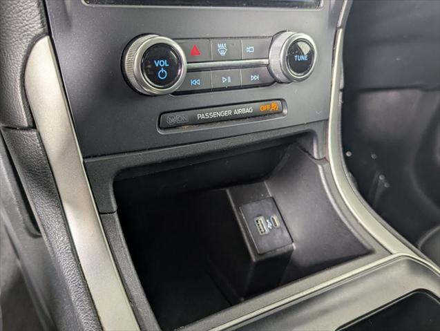 2022 Ford Edge SE
