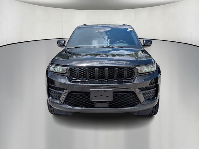 2023 Jeep Grand Cherokee Altitude 4x4
