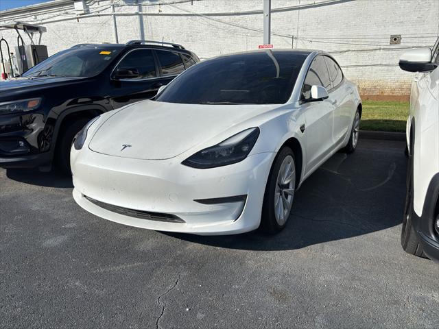 2022 Tesla Model 3 Rear-Wheel Drive