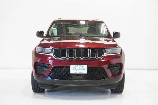 2024 Jeep Grand Cherokee Laredo 4x4 2024 Jeep Grand Cherokee Laredo 4x4