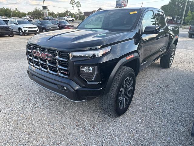 2024 GMC Canyon 4WD AT4