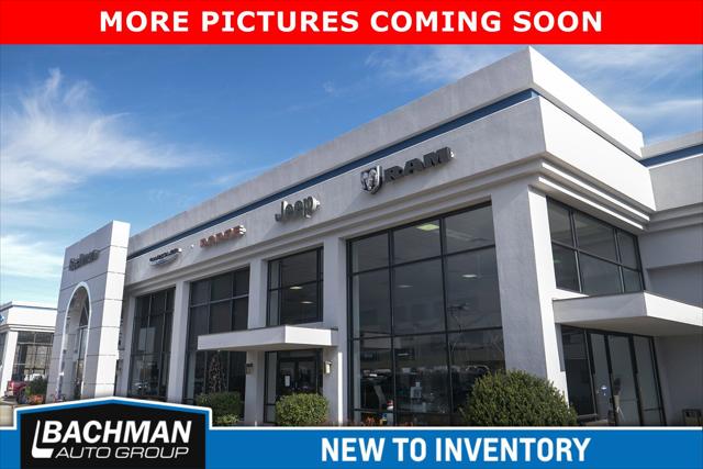 2020 RAM 1500 Laramie Crew Cab 4x4 57 Box