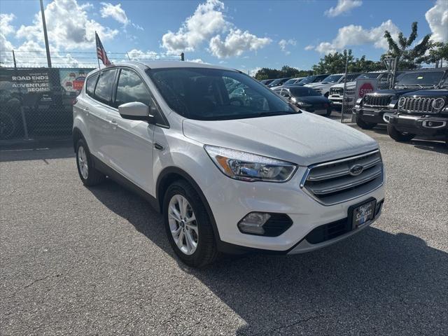 2019 Ford Escape SE 2019 Ford Escape SE