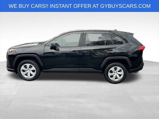 2024 Toyota RAV4 LE