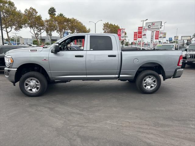 2024 RAM 2500 Tradesman Crew Cab 4x4 64 Box