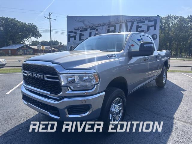 2024 RAM 3500 Tradesman Crew Cab 4x4 64 Box 2024 RAM 3500 Tradesman Crew Cab 4x4 64 Box