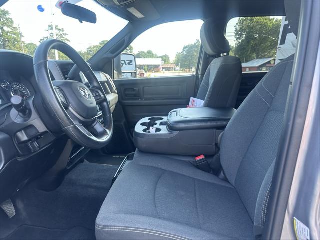 2024 RAM 3500 Tradesman Crew Cab 4x4 64 Box 2024 RAM 3500 Tradesman Crew Cab 4x4 64 Box