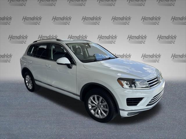 2015 Volkswagen Touareg V6 Sport