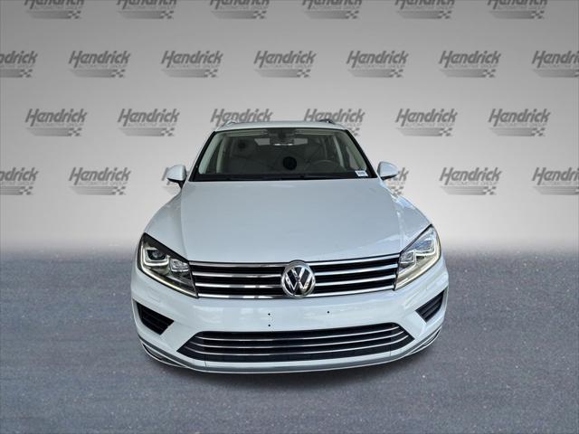 2015 Volkswagen Touareg V6 Sport