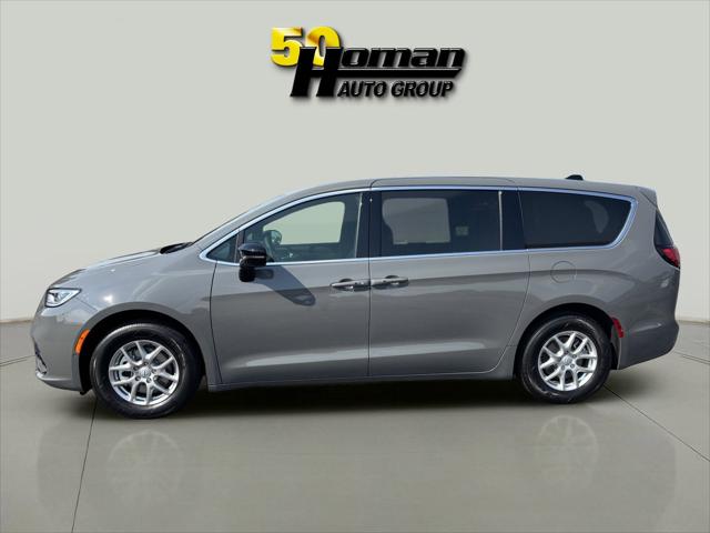 2025 Chrysler Pacifica PACIFICA SELECT