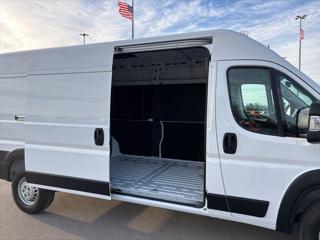 2026 Ram ProMaster 2500 Cargo Van Tradesman High Roof 159" WB w/Pass Seat