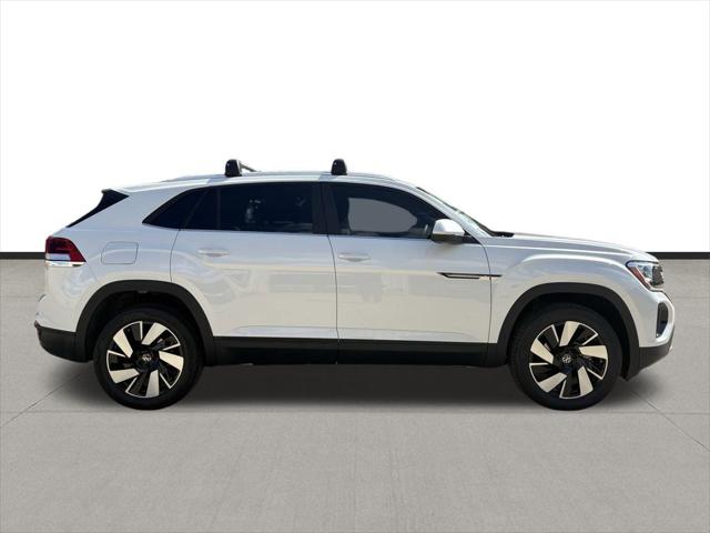 2026 Volkswagen Atlas Cross Sport SE with Technology