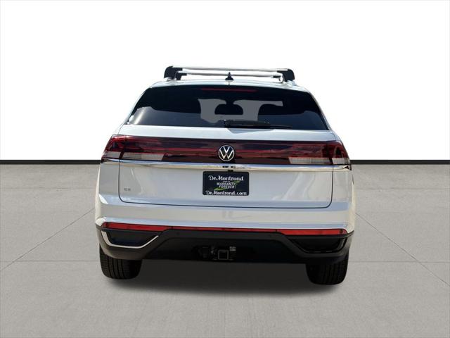 2026 Volkswagen Atlas Cross Sport SE with Technology