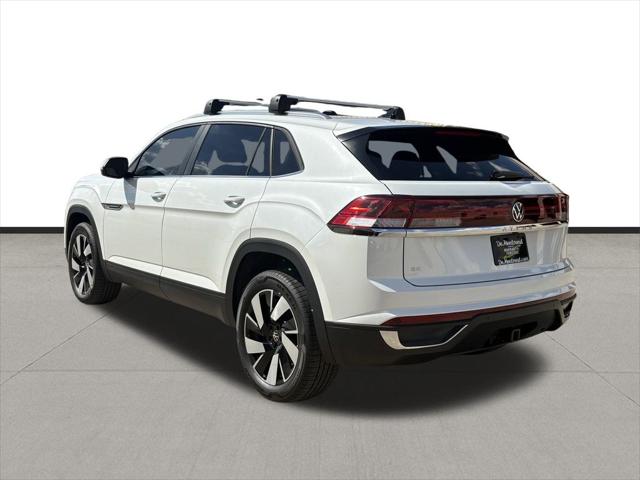 2026 Volkswagen Atlas Cross Sport SE with Technology