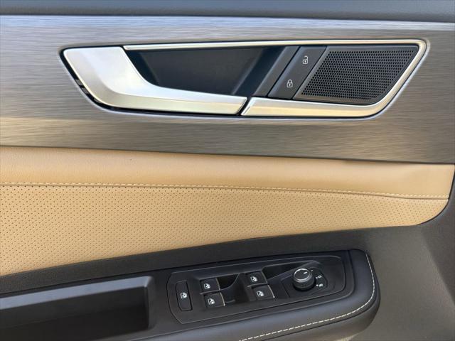 2026 Volkswagen Atlas Cross Sport SE with Technology