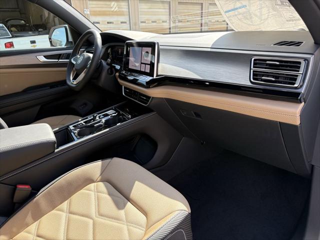 2026 Volkswagen Atlas Cross Sport SE with Technology