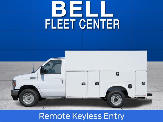 2026 Ford E-350 Cutaway Base