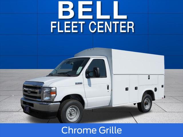 2026 Ford E-350 Cutaway Base