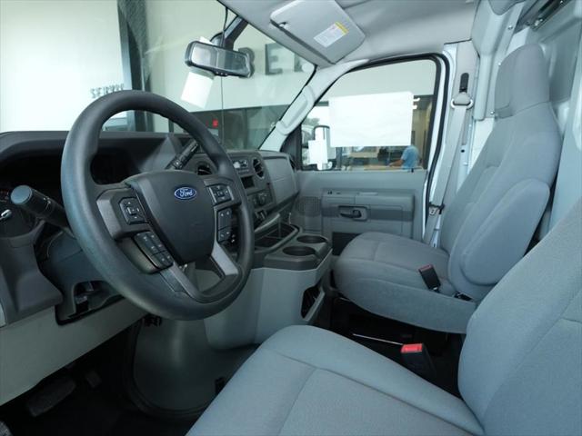 2026 Ford E-350 Cutaway Base