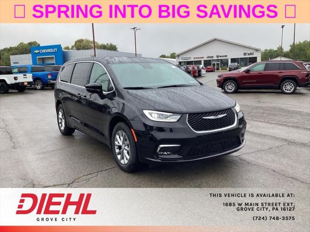 2026 Chrysler Pacifica Select for sale in Grove City, PA