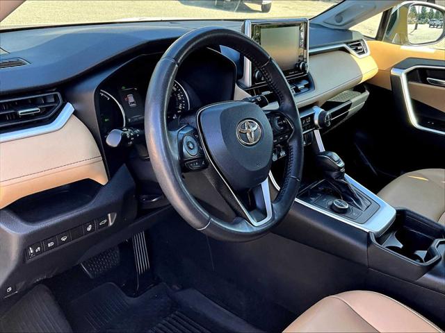 2021 Toyota RAV4 Hybrid XLE Premium