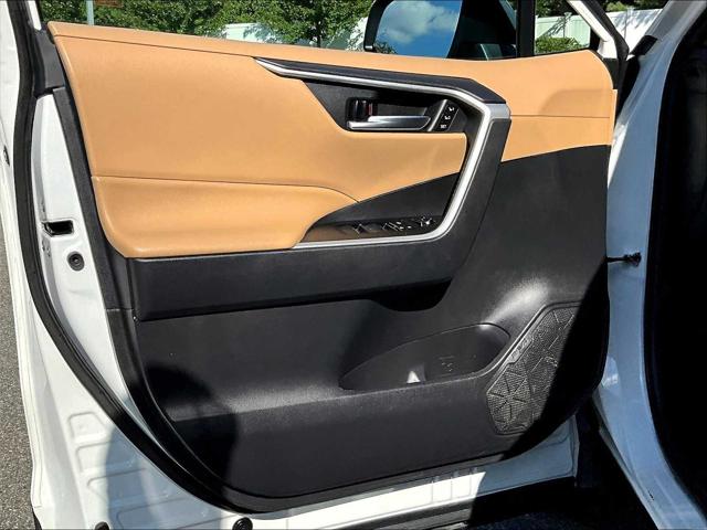 2021 Toyota RAV4 Hybrid XLE Premium